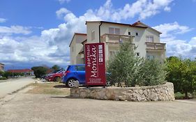 Apartments Monika Nin